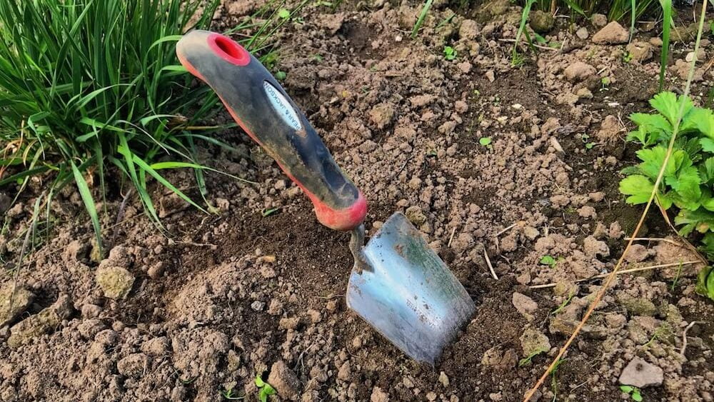 Mini dual head garden trowel for planting seeds and turning soil