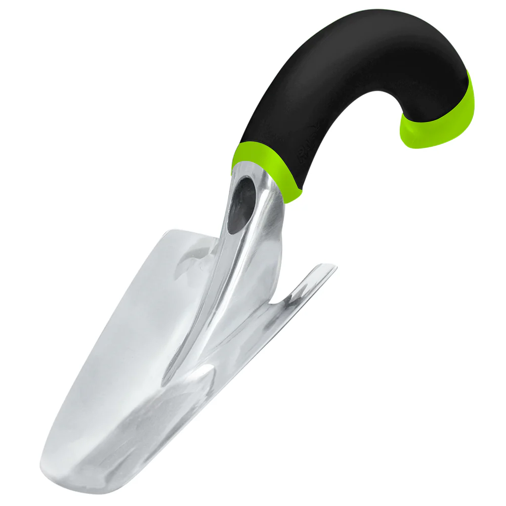Radius Garden 100 ergonomic trowel with curved handle
