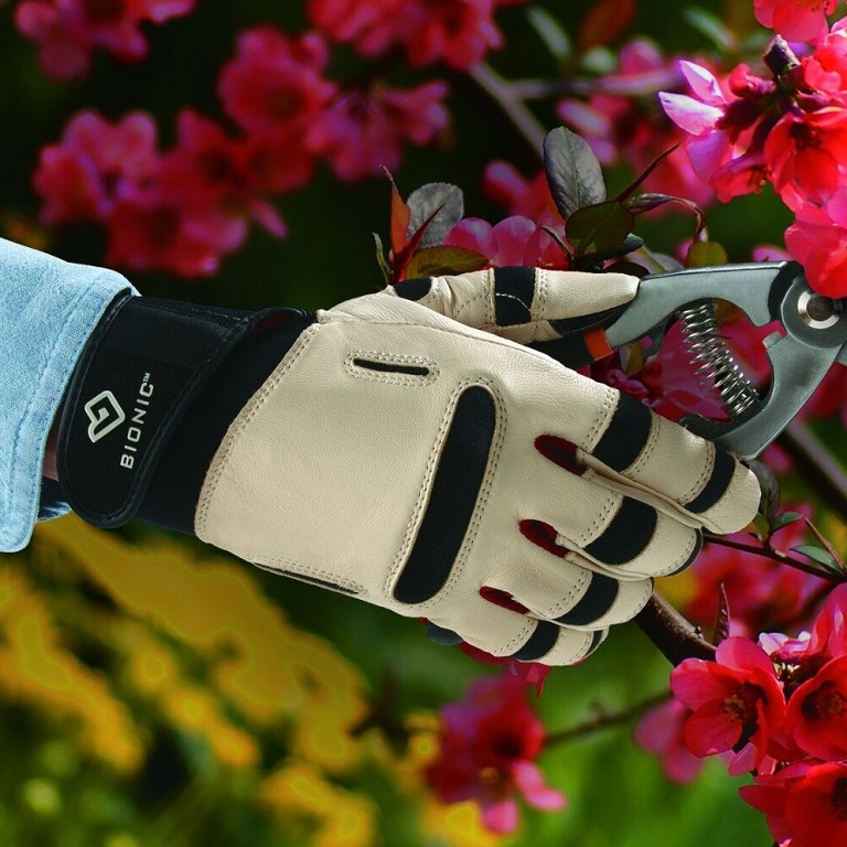 arthritis friendly gardening gloves for weak hands