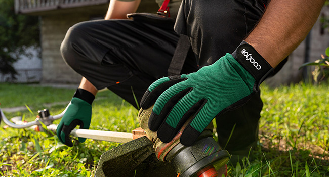 lightweight breathable gardening gloves for seniors