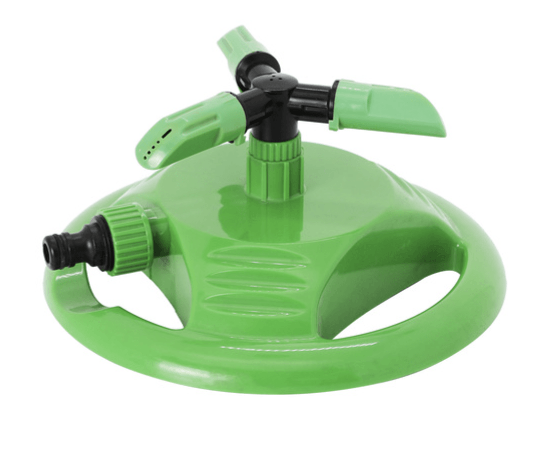 Three-way rotating sprinkler for seniors, easy to set up on garden lawn